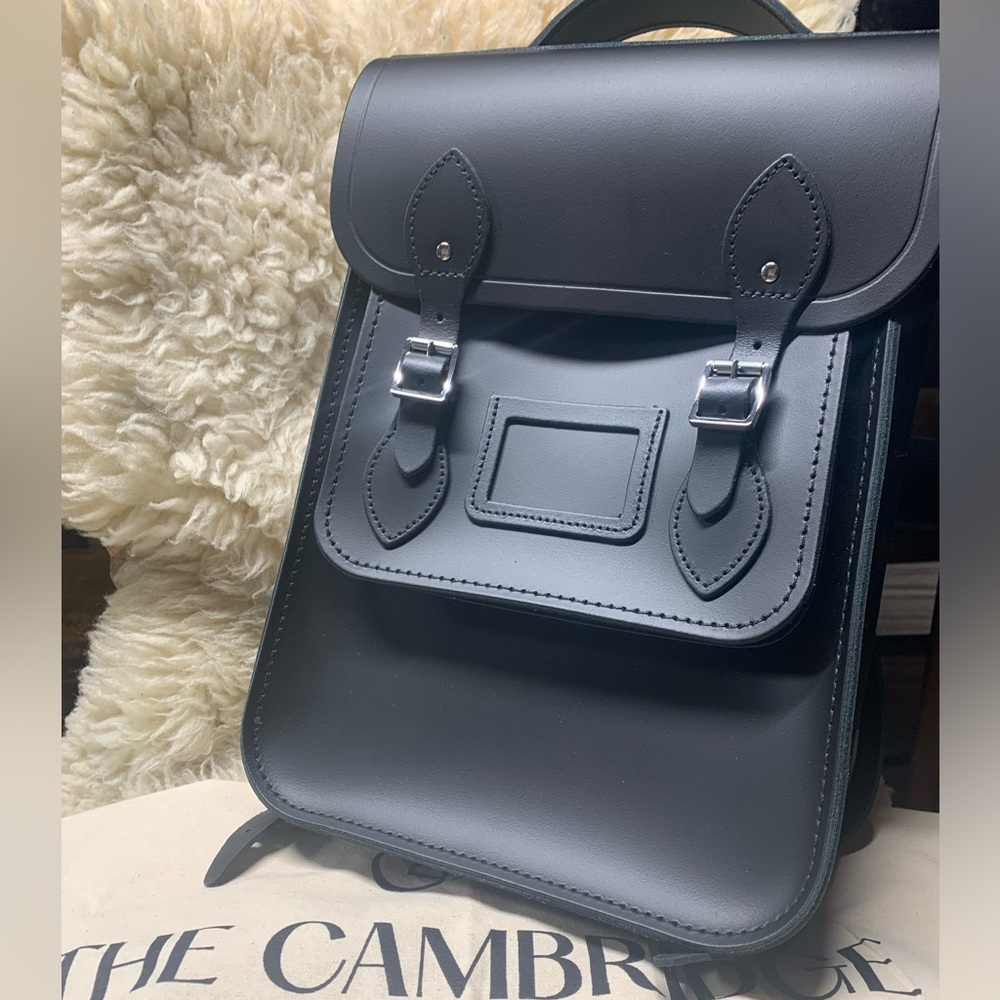 Cambridge Satchel Co. Portrait backpack. Black.